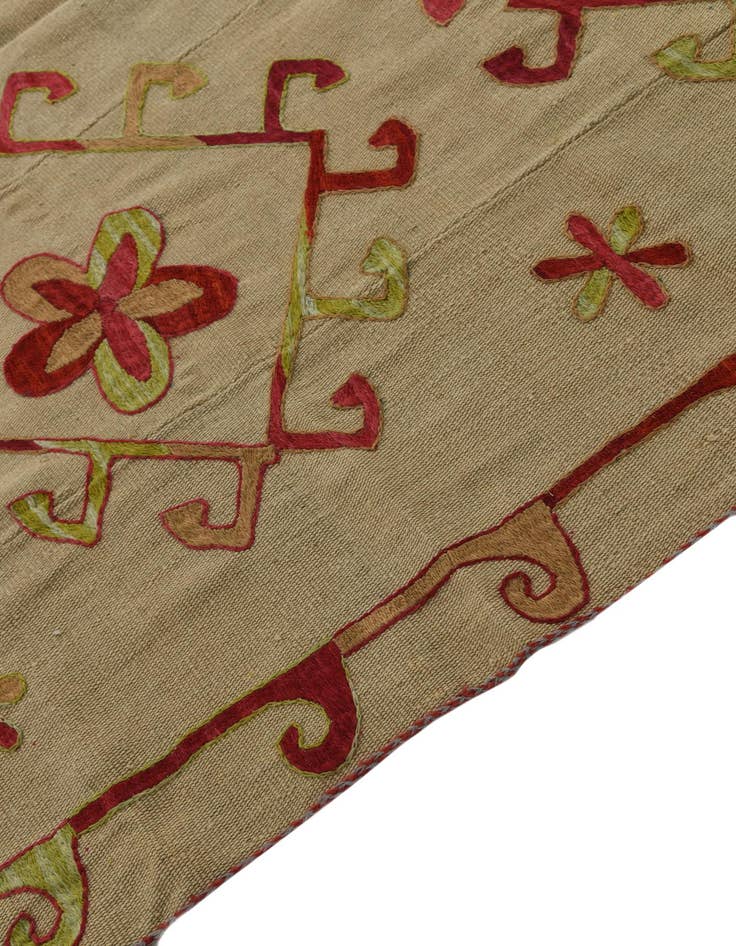 Detail image of  5' 9 x 7' 7  Hand Woven Kilim Suzani Wool Rug