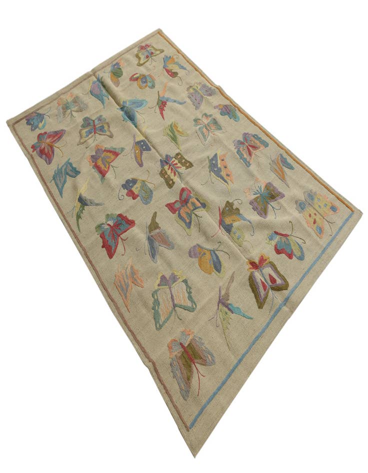 Detail image of  4' 1 x 5' 10  Hand Woven Kilim Suzani Wool Rug