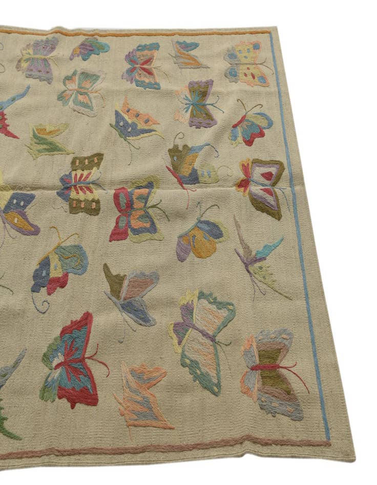 Detail image of  4' 1 x 5' 10  Hand Woven Kilim Suzani Wool Rug