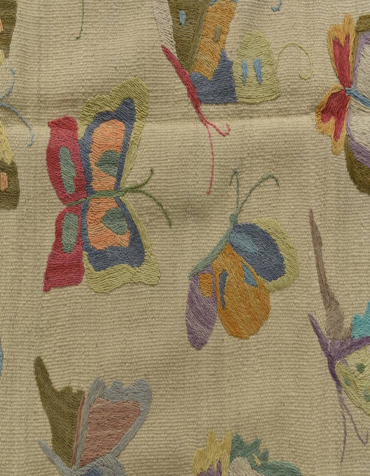 Detail image of  4' 1 x 5' 10  Hand Woven Kilim Suzani Wool Rug