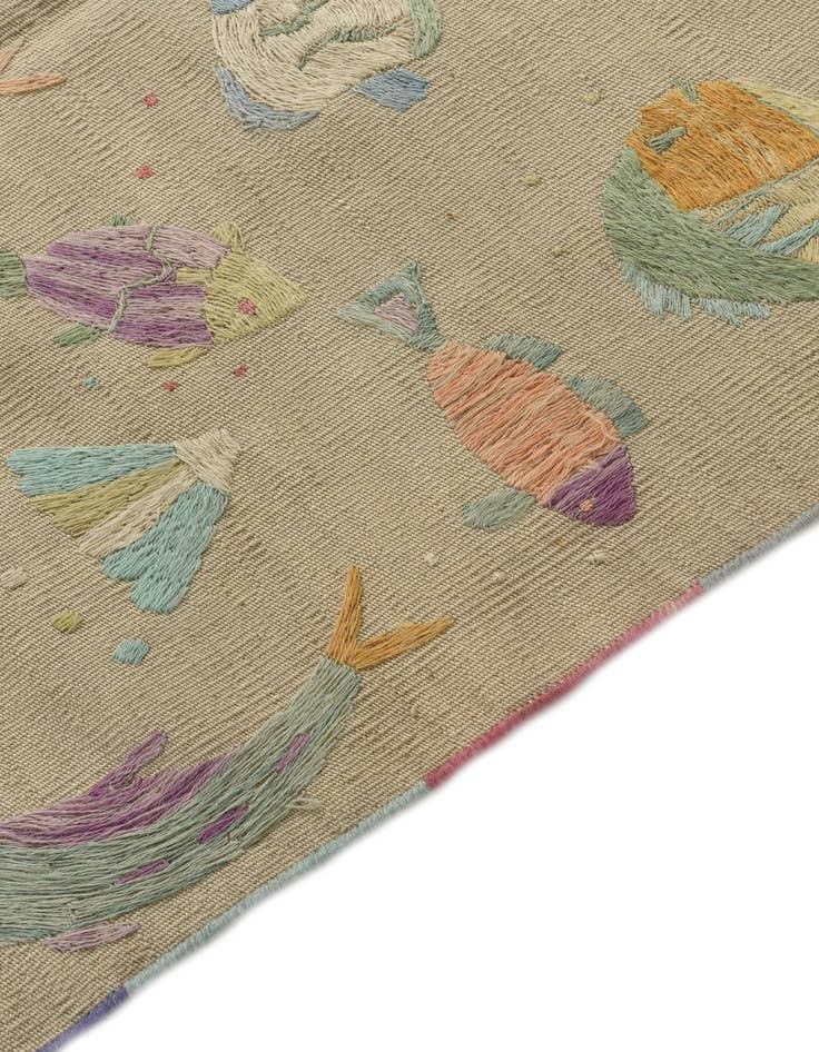 Detail image of  3' 2 x 4' 6  Hand Woven Kilim Suzani Wool Rug