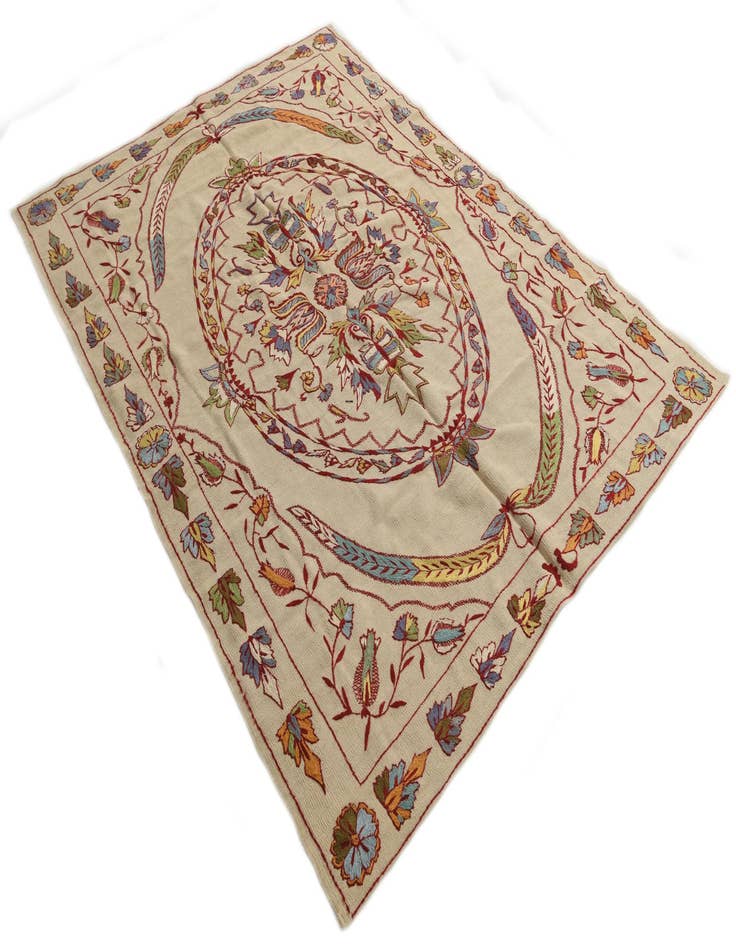 Detail image of  5' 8 x 7' 10  Hand Woven Kilim Suzani Wool Rug