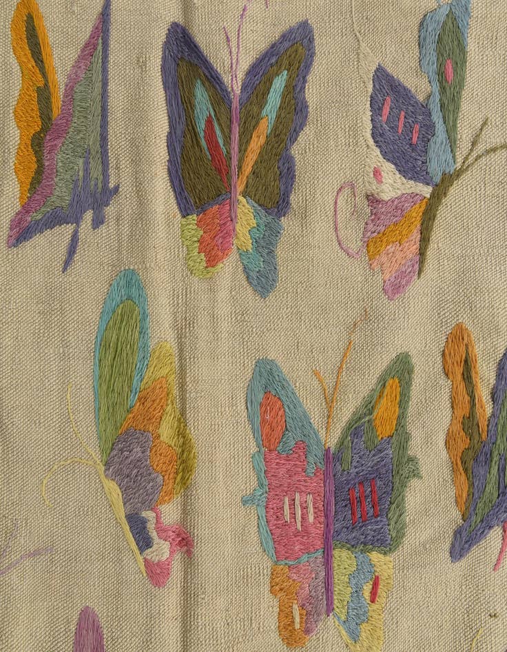 Detail image of  4' 9 x 6' 2  Hand Woven Kilim Suzani Wool Rug