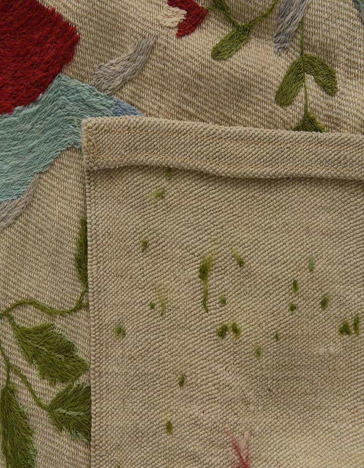 Detail image of  6' 9 x 9'  Hand Woven Kilim Suzani Wool Rug