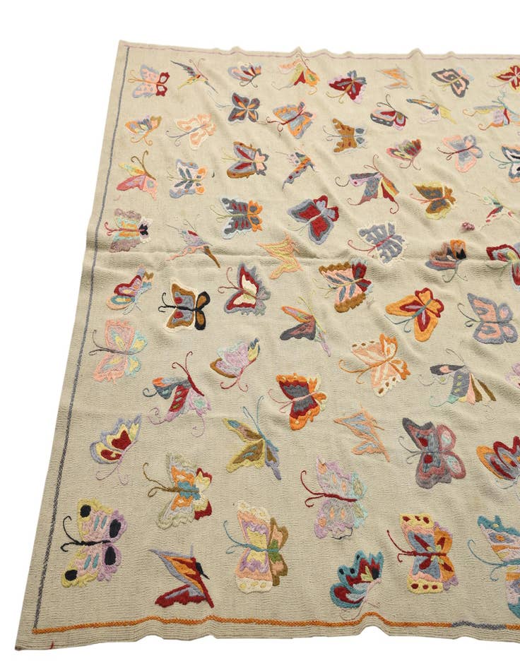 Detail image of  6' 9 x 9' 2  Hand Woven Kilim Suzani Wool Rug