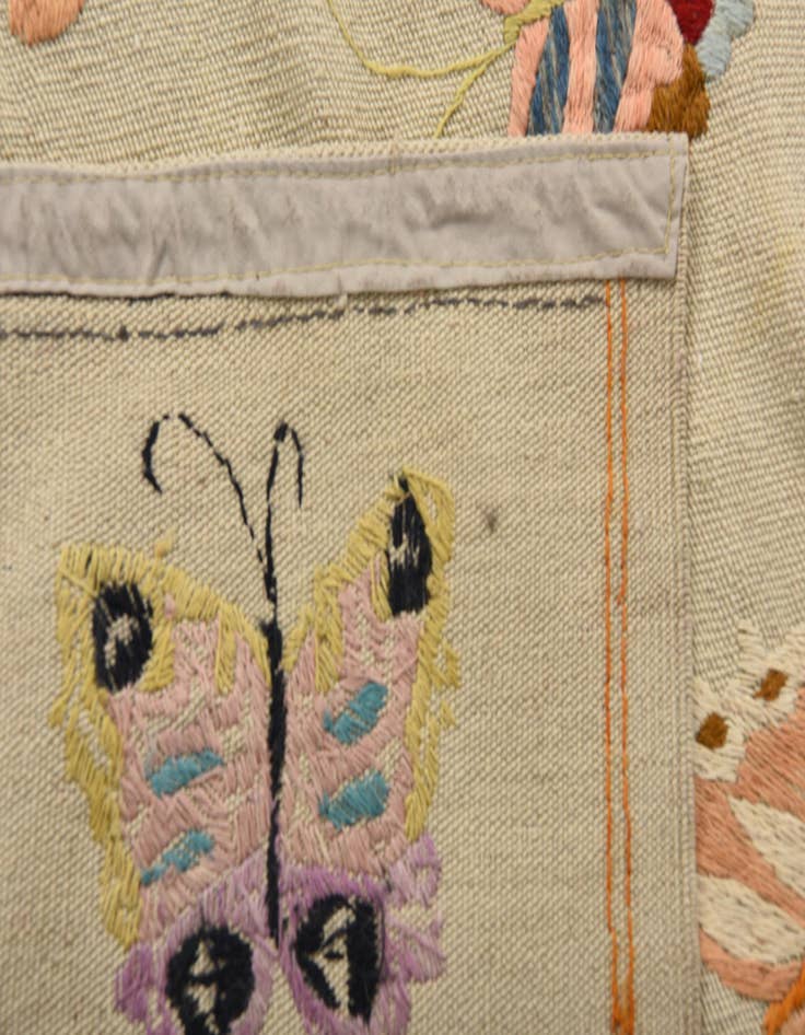 Detail image of  6' 9 x 9' 2  Hand Woven Kilim Suzani Wool Rug