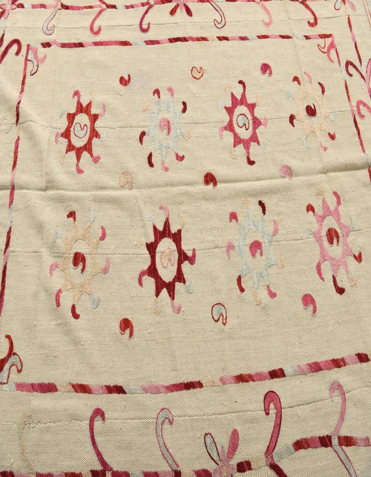 Detail image of  5' 7 x 7' 5  Hand Woven Kilim Suzani Wool Rug