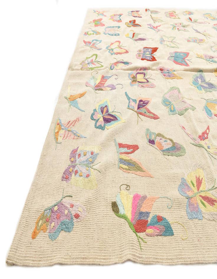 Detail image of  6' 8 x 8' 11  Hand Woven Kilim Suzani Wool Rug