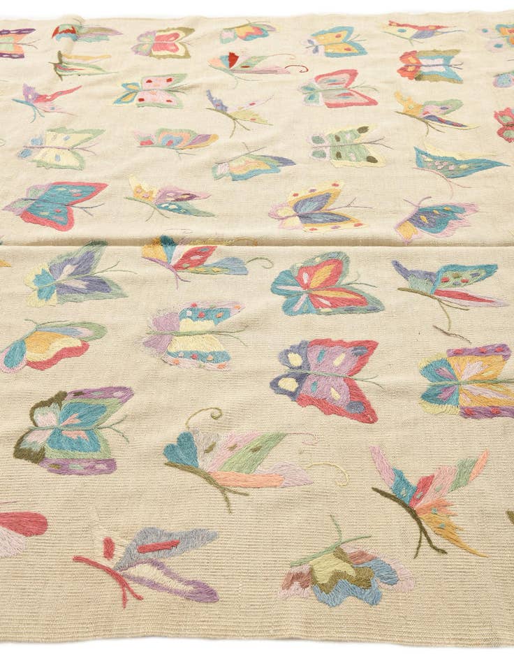 Detail image of  6' 8 x 8' 11  Hand Woven Kilim Suzani Wool Rug