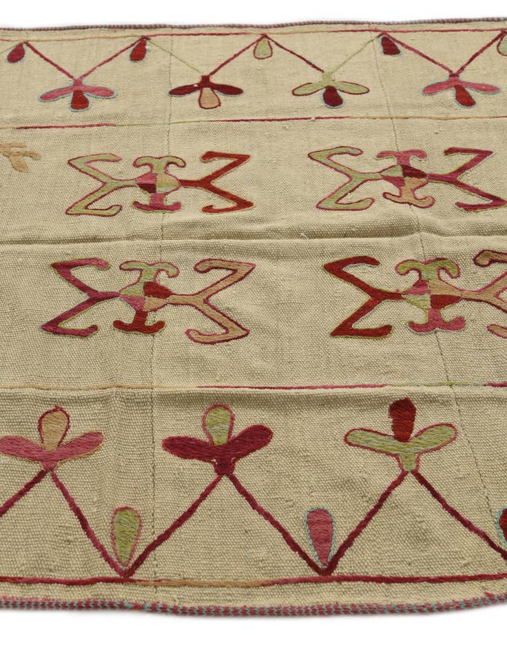 Detail image of  4' 1 x 5' 8  Hand Woven Kilim Suzani Wool Rug