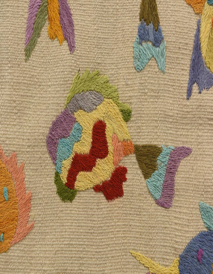 Detail image of  4' 4 x 6' 2  Hand Woven Kilim Suzani Wool Rug