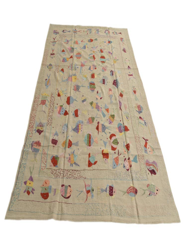 Detail image of  6' 6 x 9' 2  Hand Woven Kilim Suzani Wool Rug