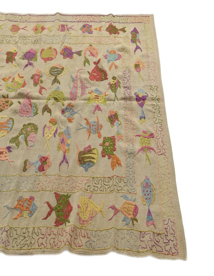 Detail image of  5' 6 x 7' 6  Hand Woven Kilim Suzani Wool Rug