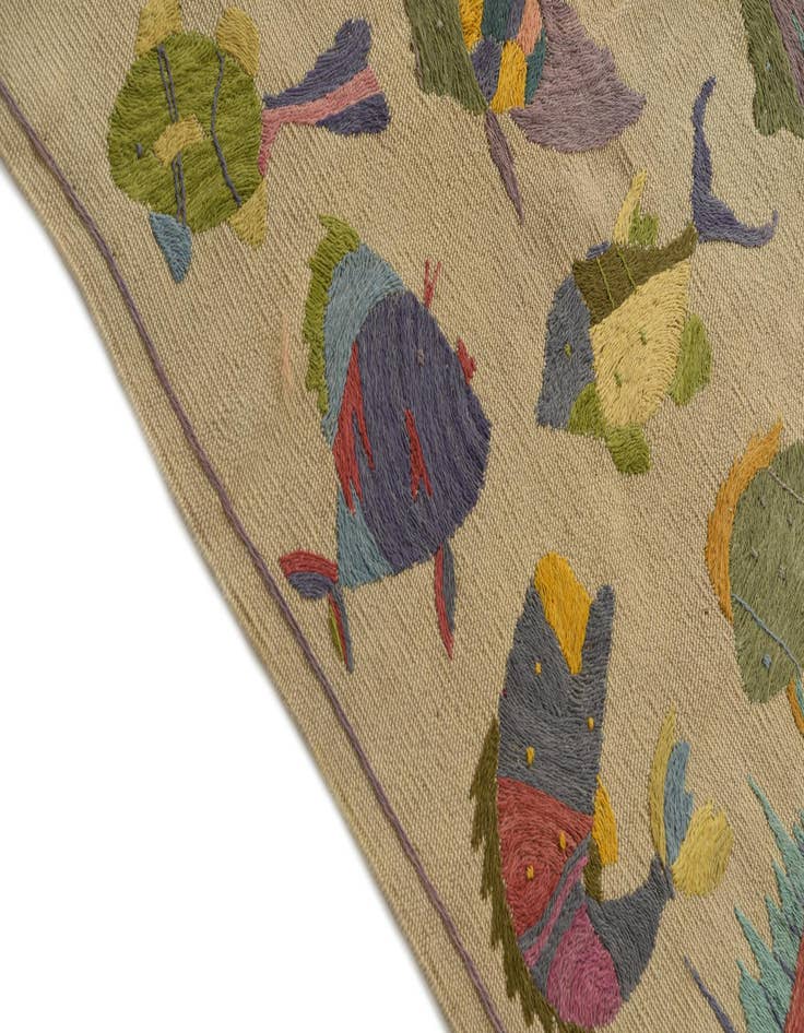 Detail image of  4' 1 x 5' 7  Hand Woven Kilim Suzani Wool Rug