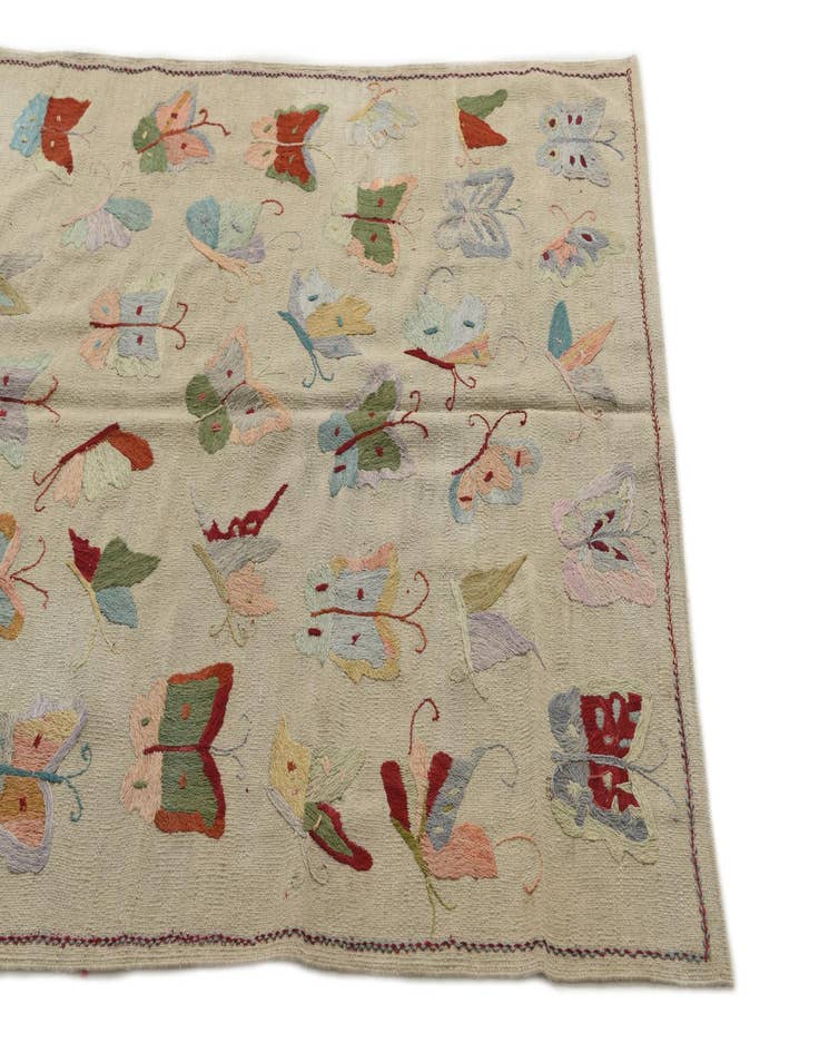 Detail image of  4' 3 x 5' 9  Hand Woven Kilim Suzani Wool Rug