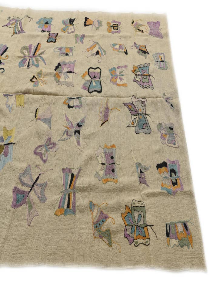 Detail image of  5' 10 x 7' 3  Hand Woven Kilim Suzani Wool Rug