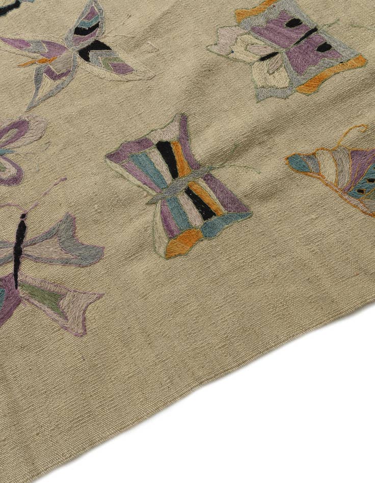 Detail image of  5' 10 x 7' 3  Hand Woven Kilim Suzani Wool Rug