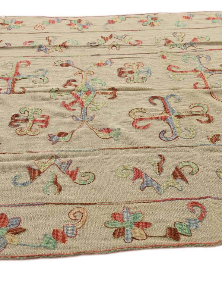 Detail image of  5' 5 x 7' 8  Hand Woven Kilim Suzani Wool Rug