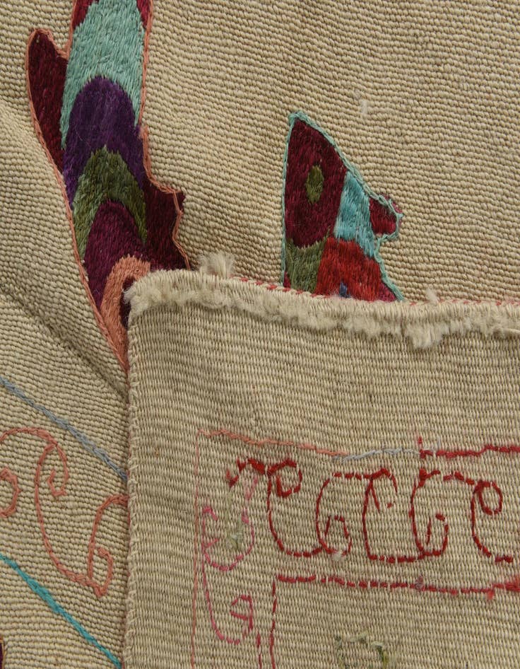 Detail image of  5' 8 x 7' 8  Hand Woven Kilim Suzani Wool Rug