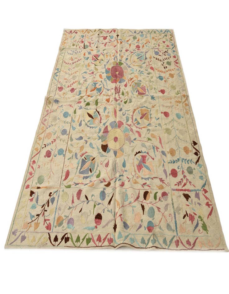 Detail image of  5' 10 x 7' 7  Hand Woven Kilim Suzani Wool Rug