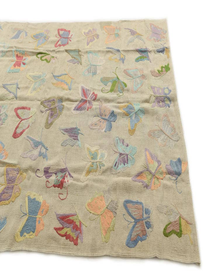 Detail image of  5' 4 x 7' 2  Hand Woven Kilim Suzani Wool Rug