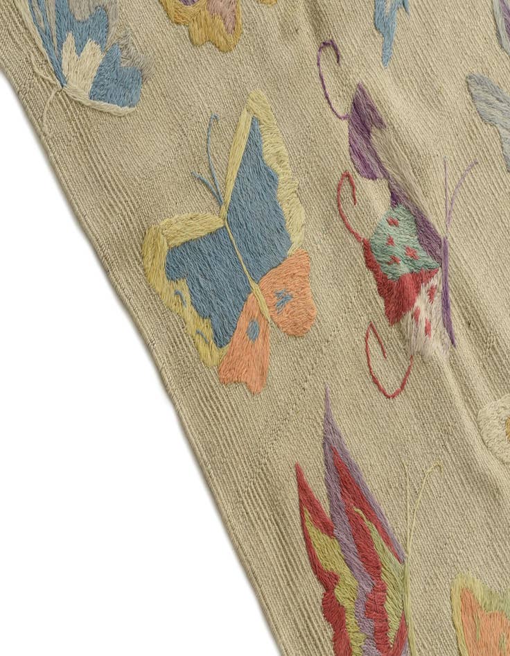 Detail image of  5' 4 x 7' 2  Hand Woven Kilim Suzani Wool Rug