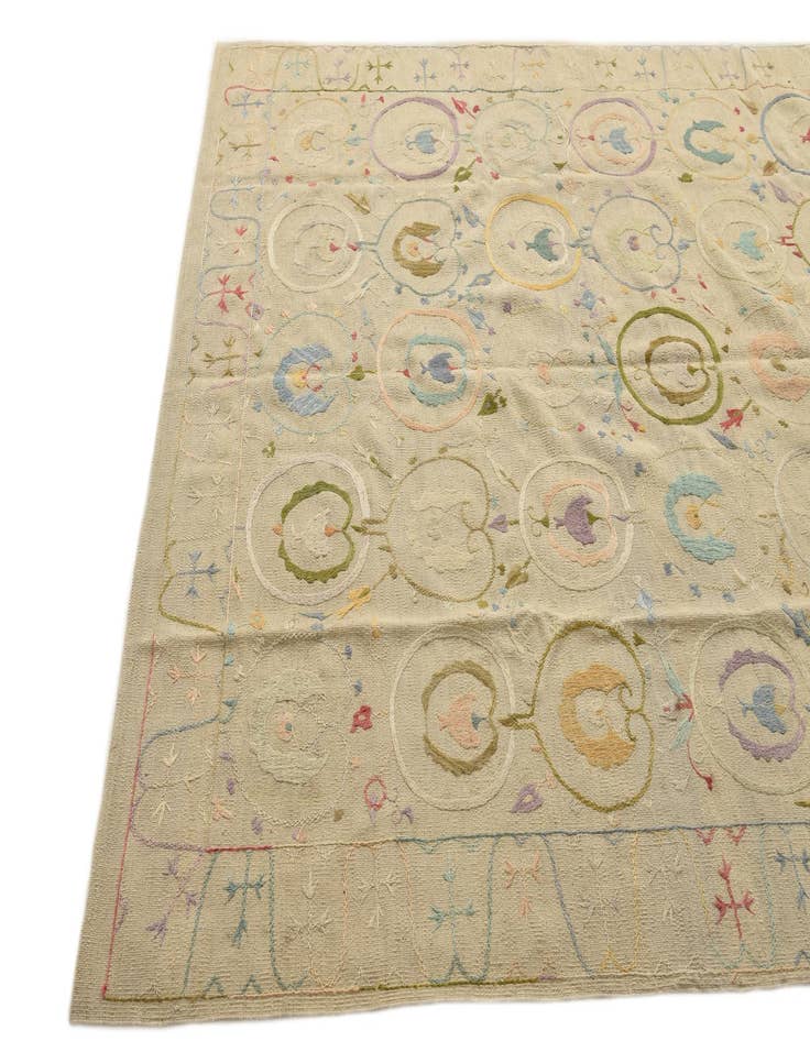 Detail image of  6' x 7' 8  Hand Woven Kilim Suzani Wool Rug