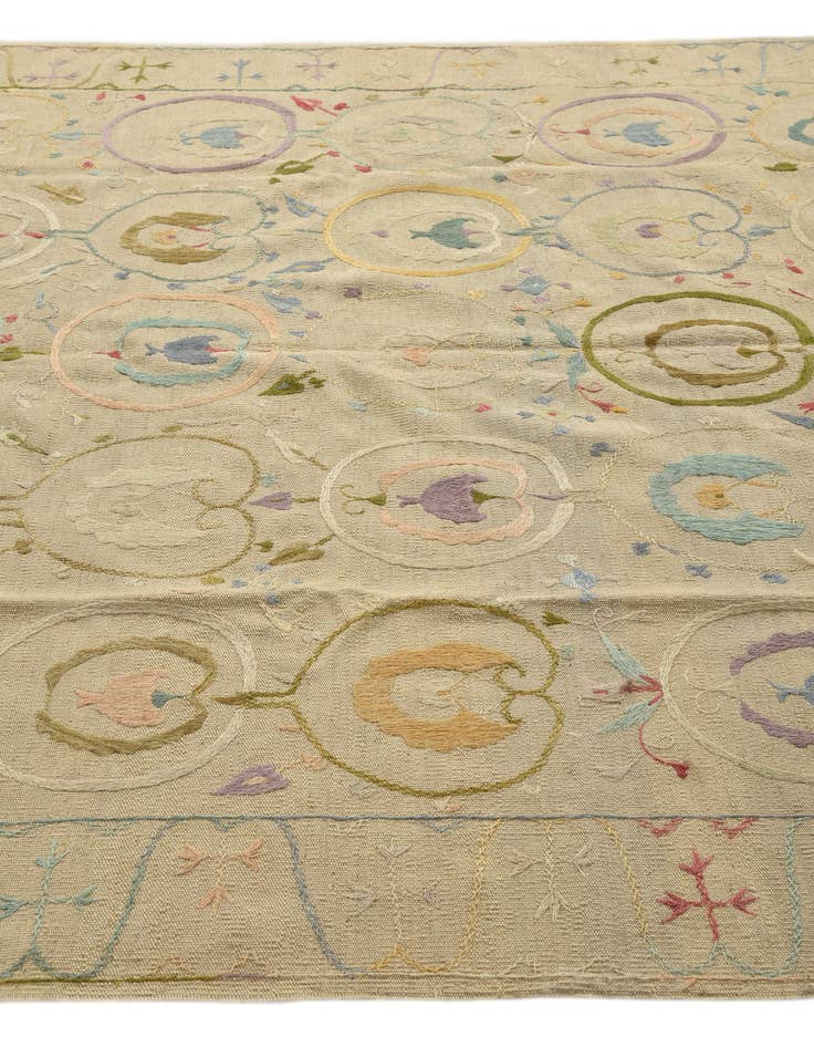 Detail image of  6' x 7' 8  Hand Woven Kilim Suzani Wool Rug