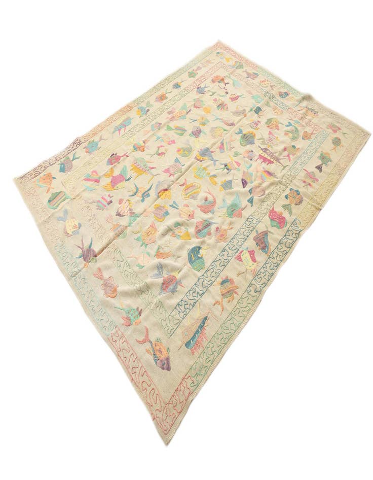 Detail image of  6' 5 x 9' 1  Hand Woven Kilim Suzani Wool Rug