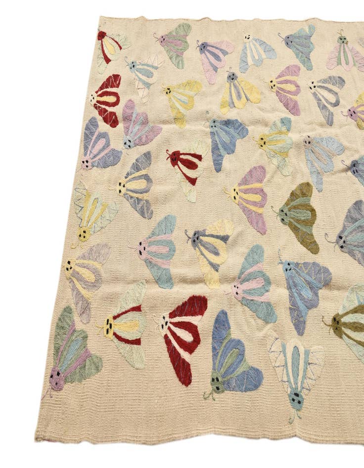 Detail image of  4' 2 x 5' 8  Hand Woven Kilim Suzani Wool Rug