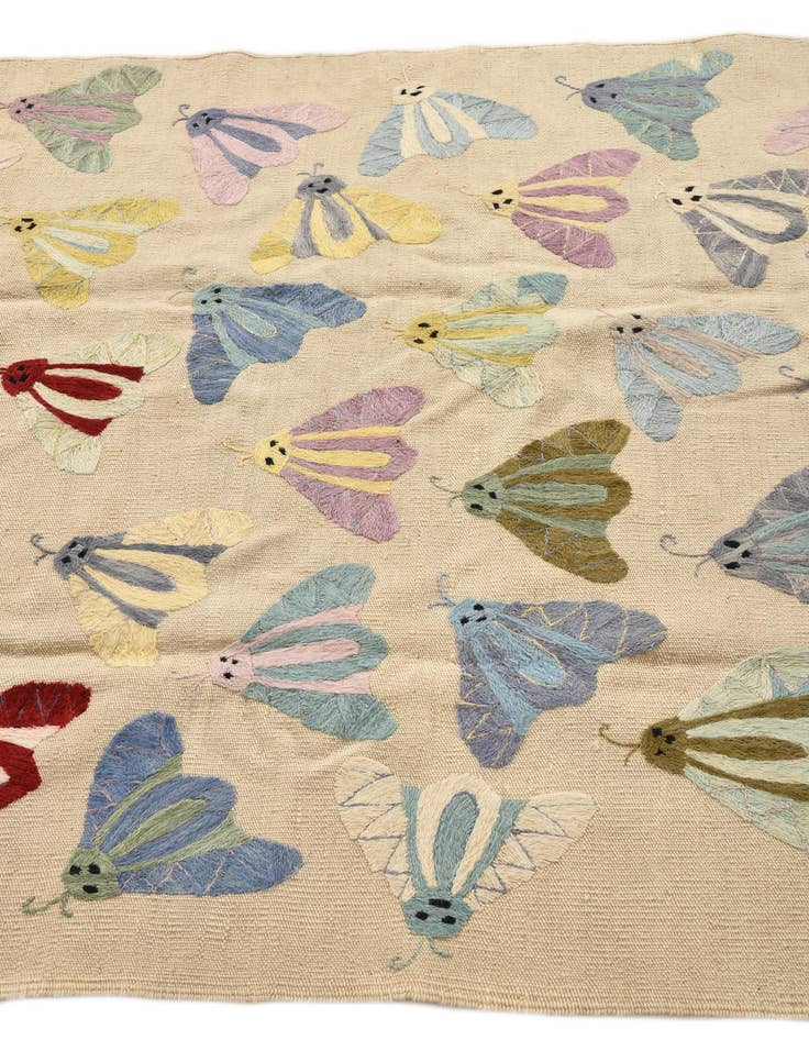 Detail image of  4' 2 x 5' 8  Hand Woven Kilim Suzani Wool Rug