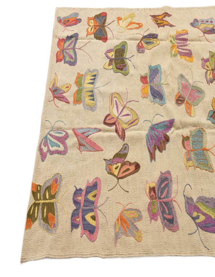 Detail image of  4' 2 x 5' 10  Hand Woven Kilim Suzani Wool Rug