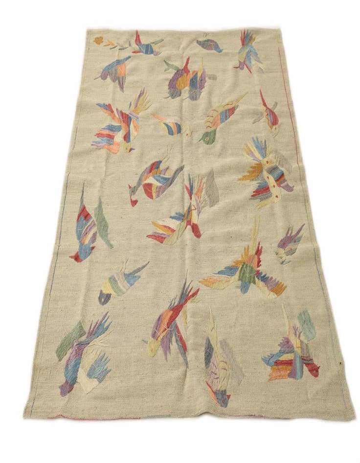 Detail image of  4' 1 x 5' 7  Hand Woven Kilim Suzani Wool Rug