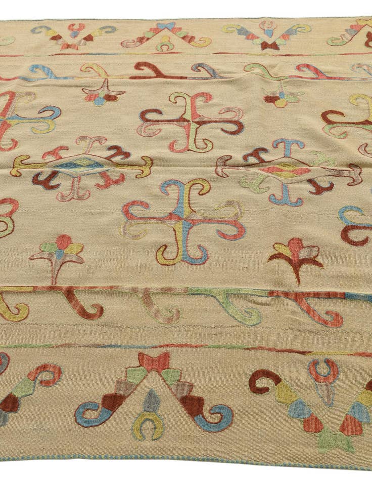 Detail image of  5' 9 x 7' 9  Hand Woven Kilim Suzani Wool Rug