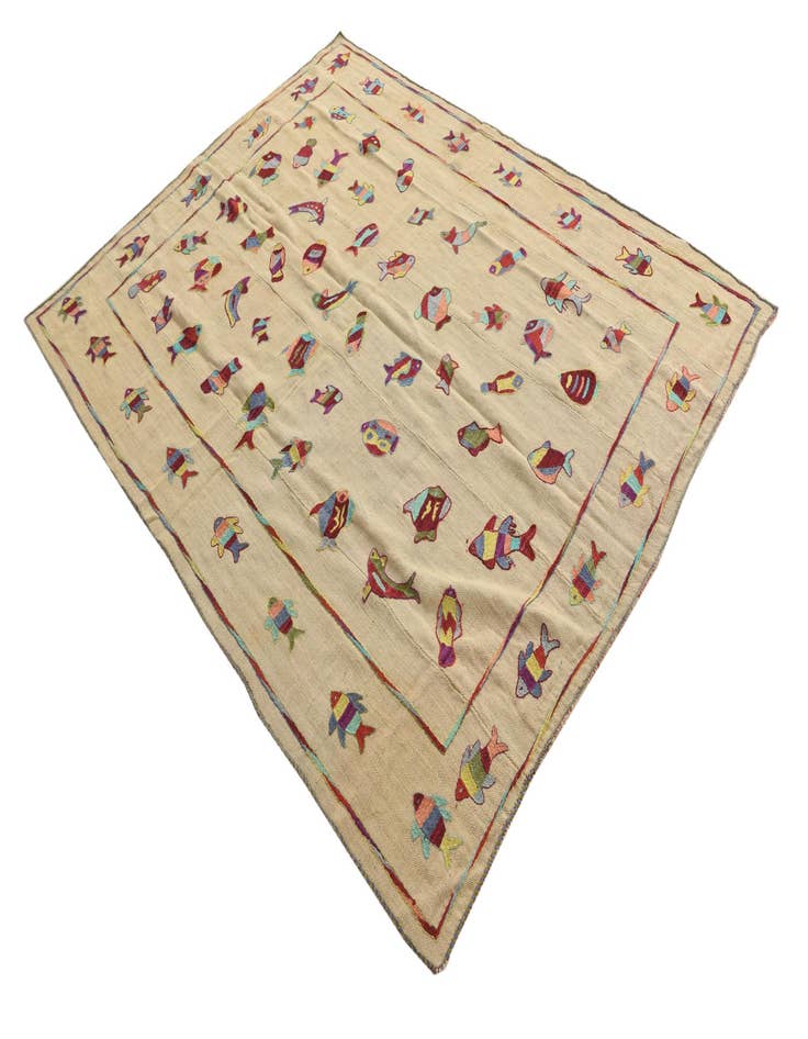 Detail image of  5' 9 x 7' 7  Hand Woven Kilim Suzani Wool Rug