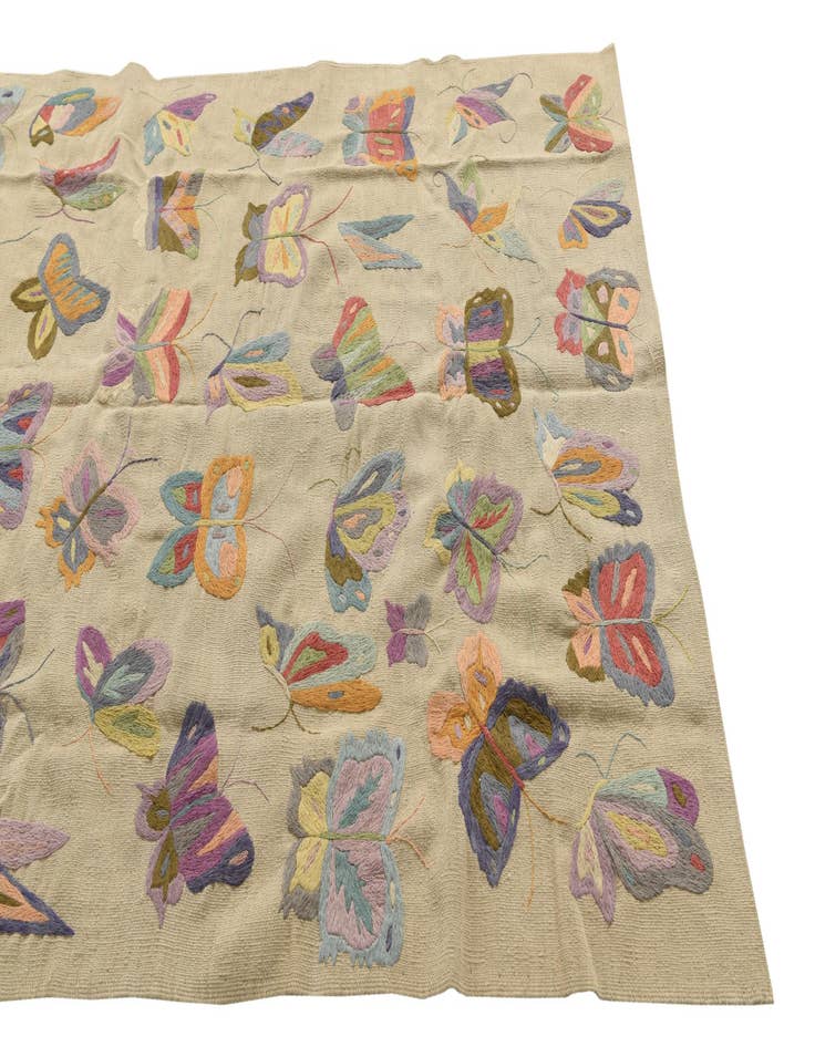 Detail image of  4' 8 x 6' 5  Hand Woven Kilim Suzani Wool Rug