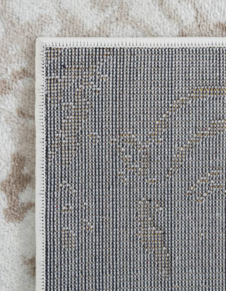 Detail image of  4' 1 x 6' 1 Laguna Rug