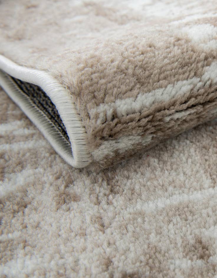 Detail image of  2' x 3' Laguna Rug