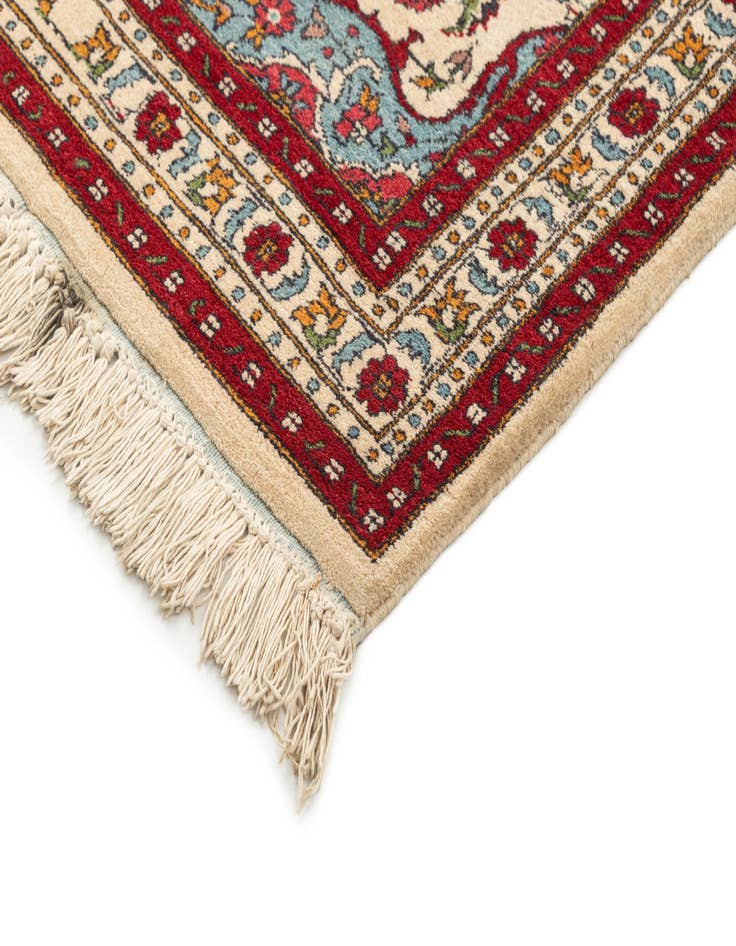 Detail image of  3' 2 x 5' 6  Hand Knotted Lahour Wool Rug