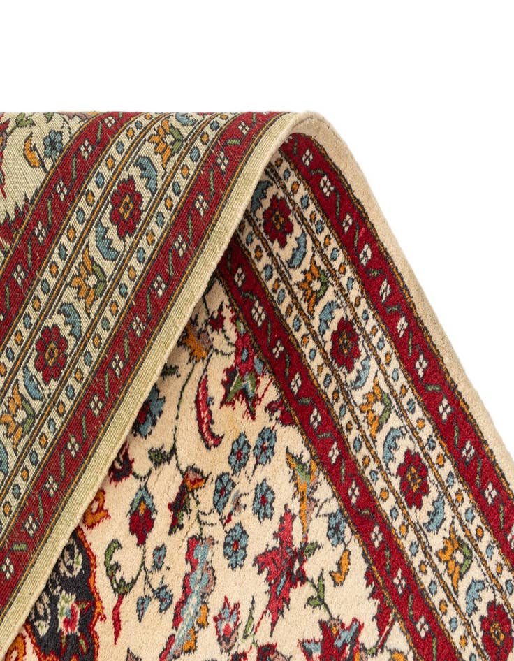 Detail image of  3' 2 x 5' 6  Hand Knotted Lahour Wool Rug