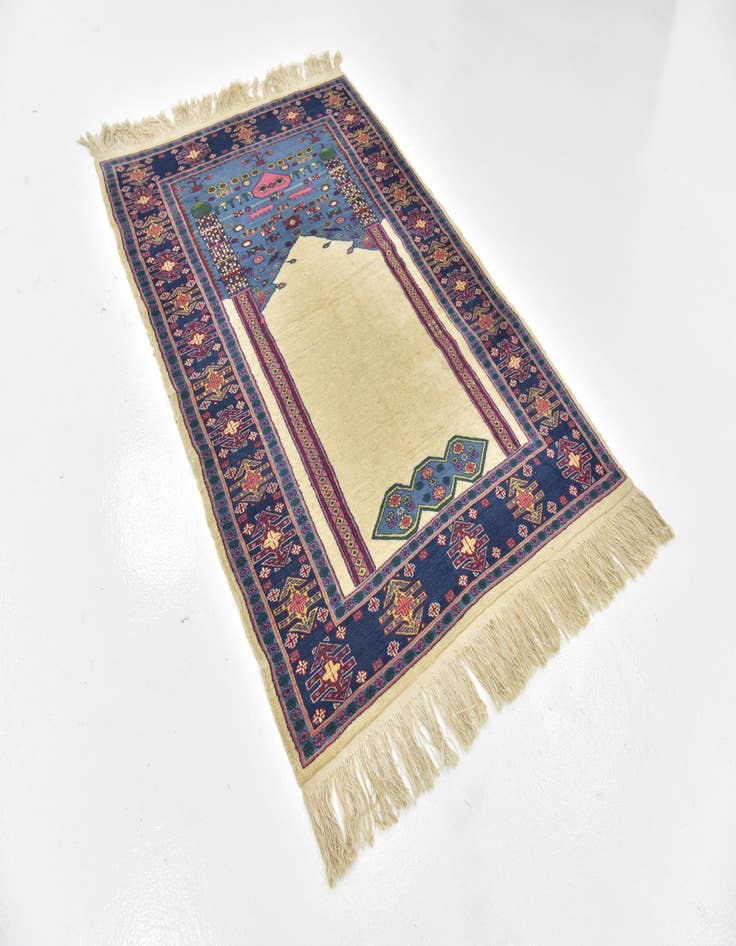 Detail image of  4' x 5' 10  Hand Knotted Lahour Oriental Wool Rug