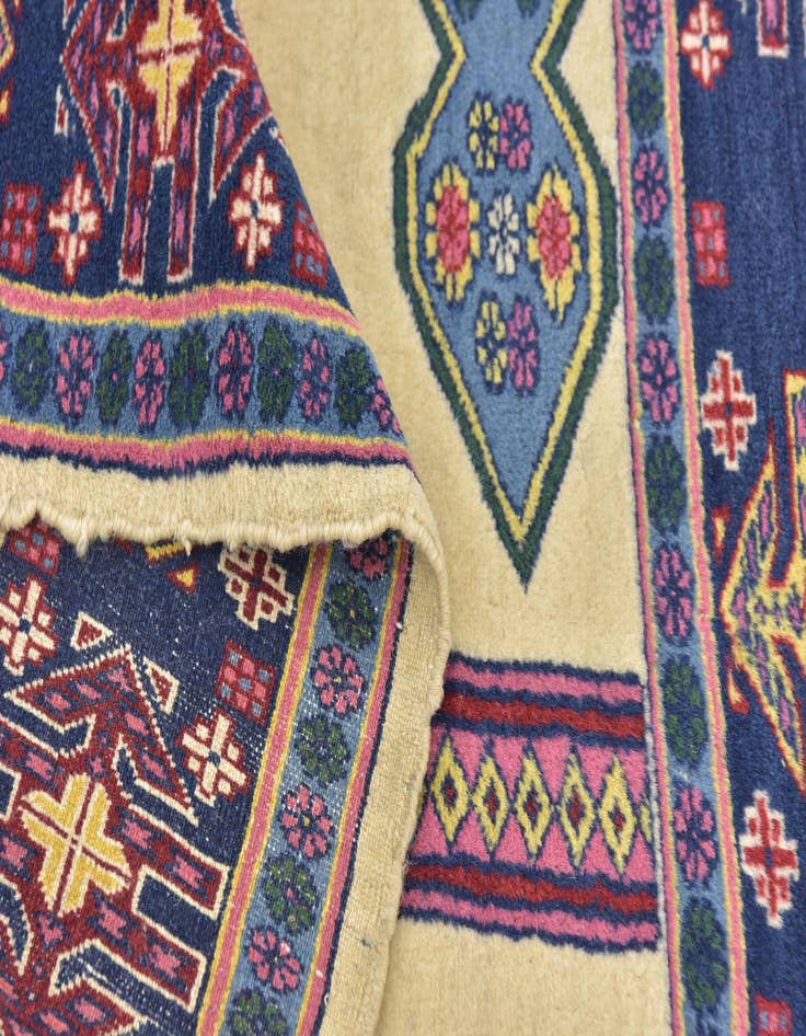 Detail image of  4' x 5' 10  Hand Knotted Lahour Oriental Wool Rug