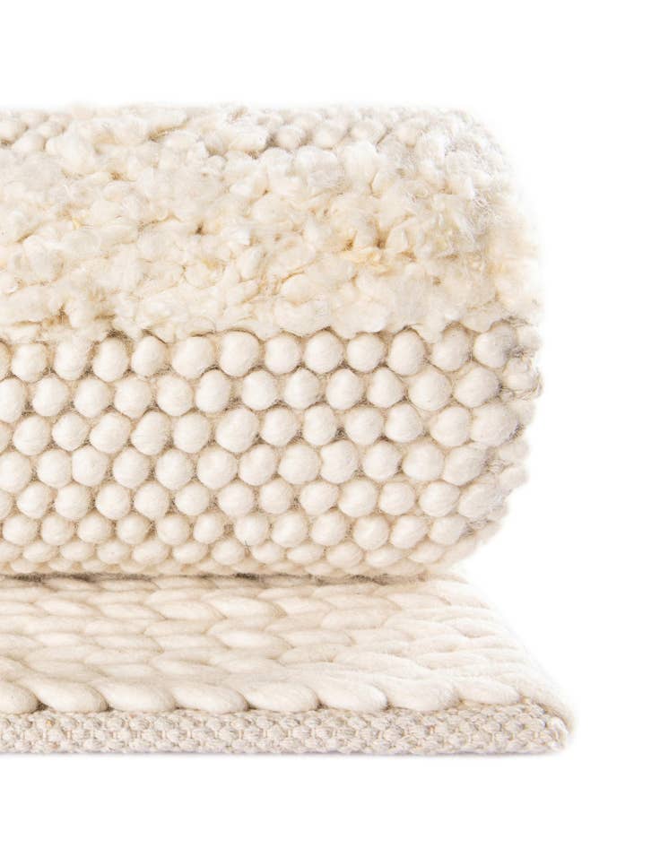 6' 1 x 9'  Hand Woven Lana New Zealand Wool Rug