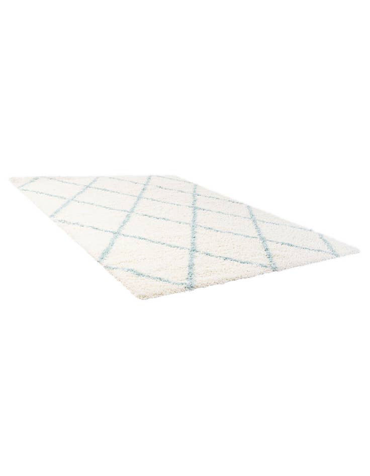 Detail image of  8' x 10' 3 Lattice Shag Rug