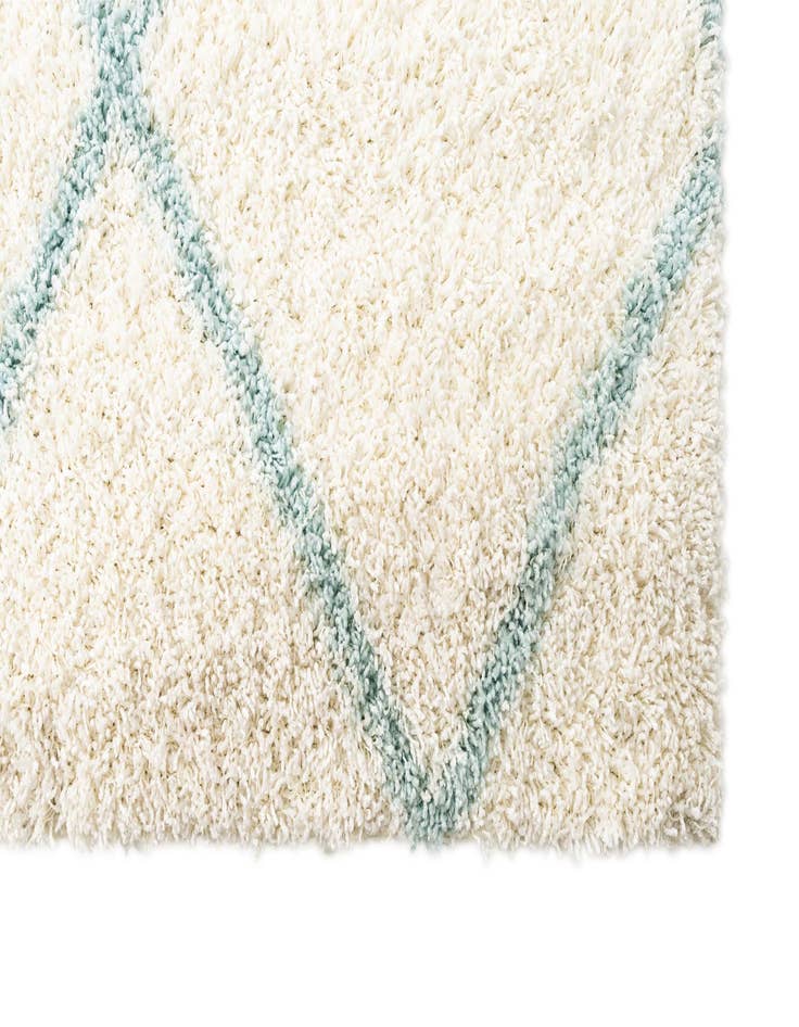 Detail image of  8' x 10' 3 Lattice Shag Rug