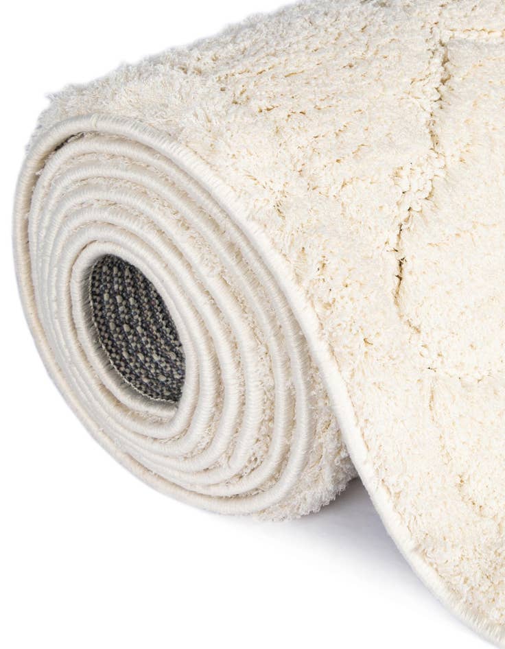 Detail image of  4' x 6' Lattice Shag Rug