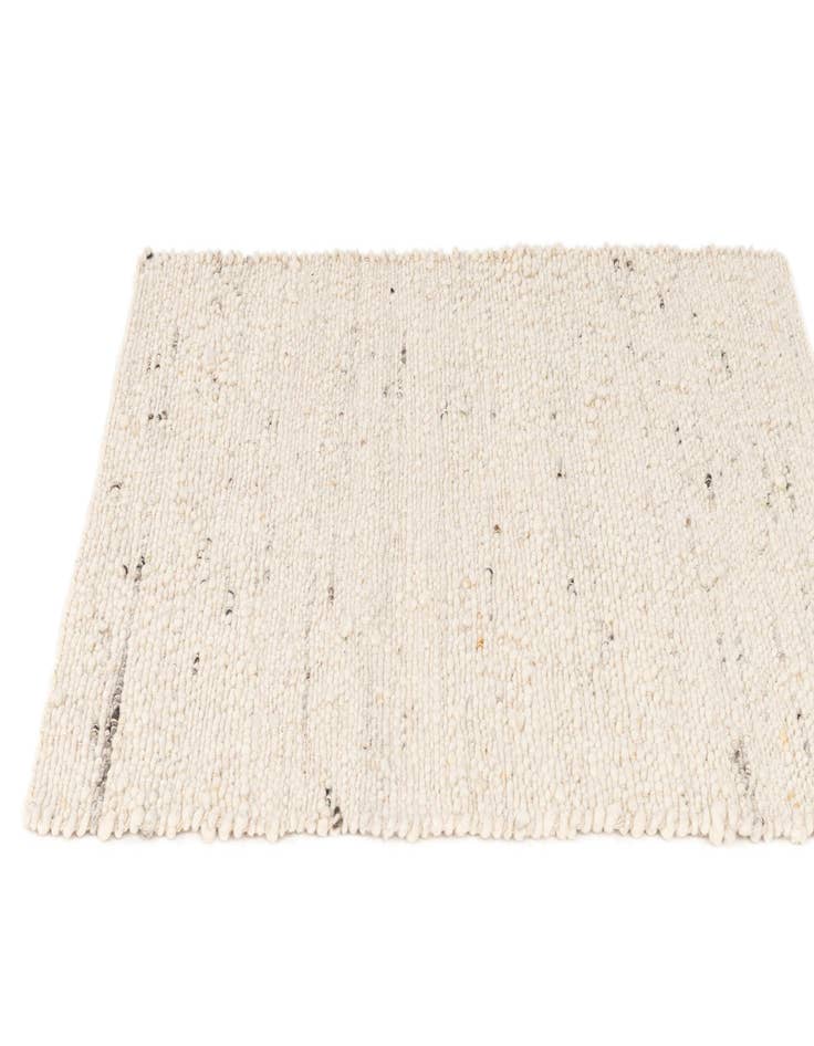 Detail image of 2' 3 x 3' 2 Hand Woven Lattice Wool Rug