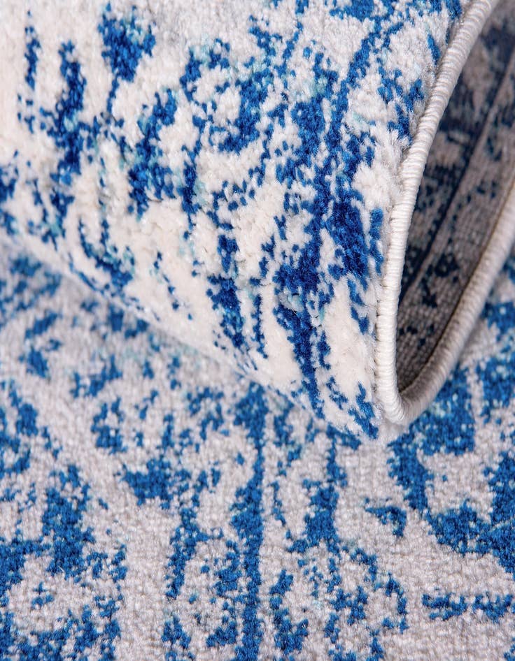 Detail image of  4' x 6' Legacy Rug