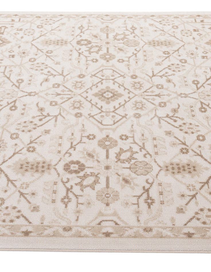 Detail image of  5' 4 x 7' 8 Lola Rug