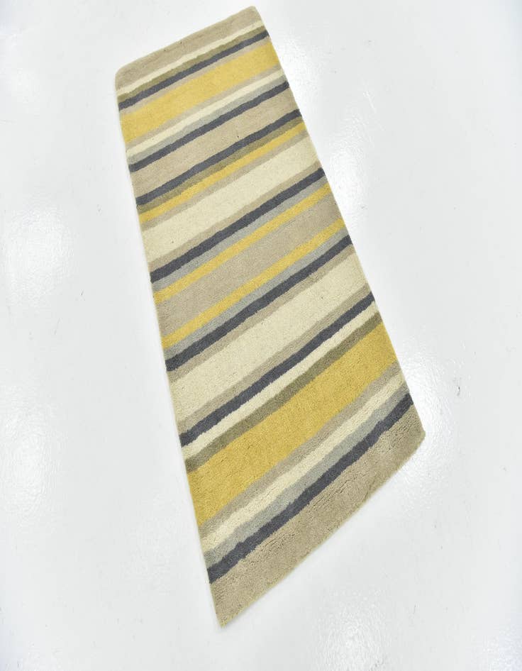 Detail image of  2' 8 x 4' 10 Luna Wool Rug